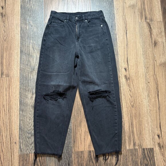 American Eagle The Relaxed Mom Jean Black Size 2 X-Short - Picture 1 of 7
